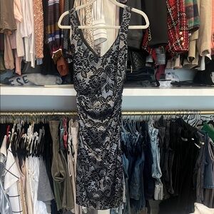 Laundry by Shelli Segal - Black and silver Lace Dress